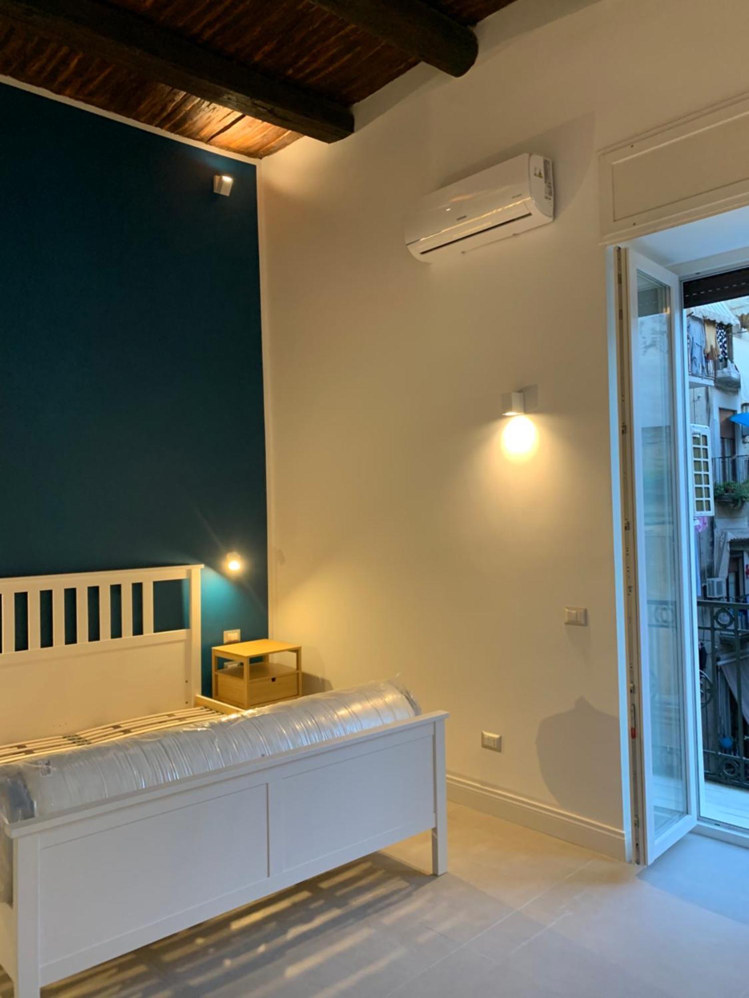 Fafa Apartment City Center 那不勒斯 外观 照片