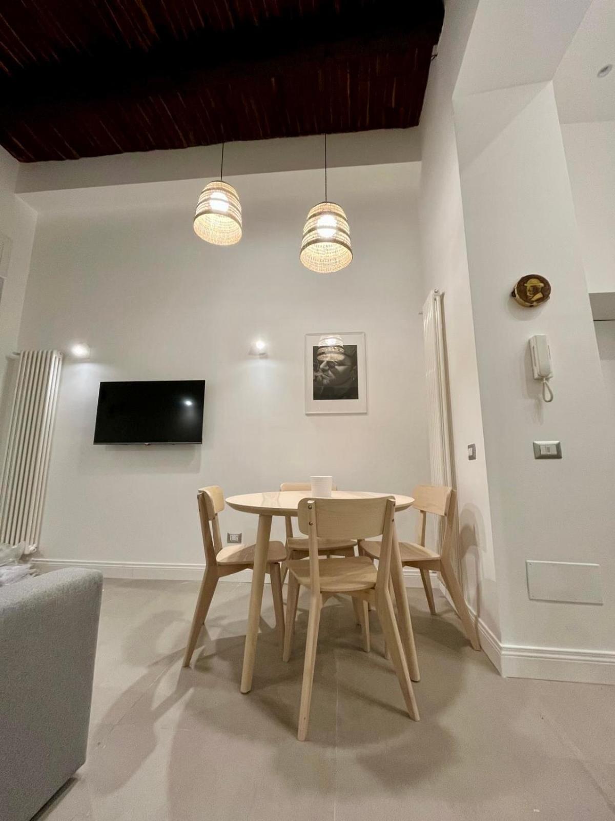 Fafa Apartment City Center 那不勒斯 外观 照片