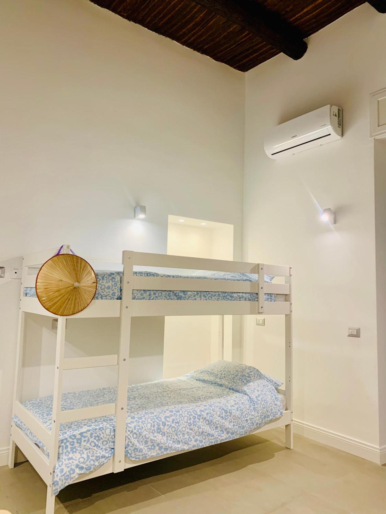 Fafa Apartment City Center 那不勒斯 外观 照片