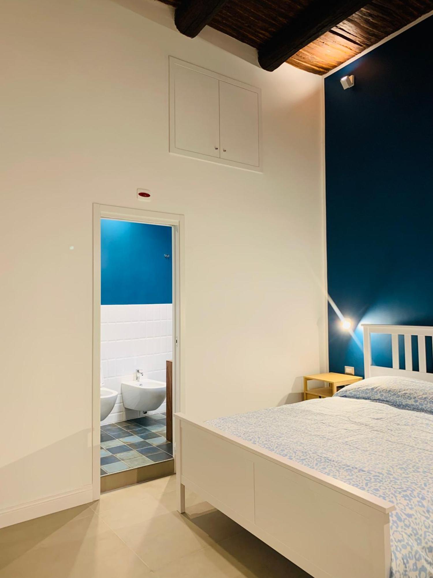 Fafa Apartment City Center 那不勒斯 外观 照片